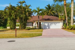2700 Yarmouth Drive, Wellington, FL 33414 - MLS#R11157612