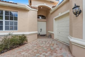 3828 Newhaven Lake Drive, Lake Worth, FL 33449 - MLS#R11157617