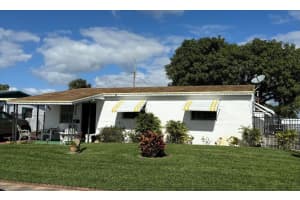 1040 W 1st Street, Riviera Beach, Fl 33404, West Palm Beach