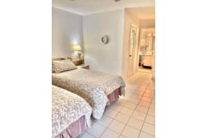 19 Golfs Edge F, West Palm Beach, FL 33417, West Palm Beach, FL 33417 - MLS#R11157640