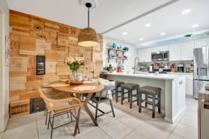 148 Heritage Way, West Palm Beach, FL 33407 - MLS#R11157656