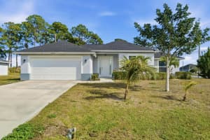 4593 Sw Bradbury St Street, Port Saint Lucie, FL 34953 - MLS#R11157754