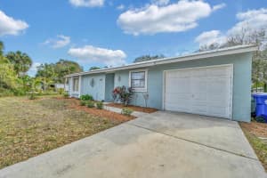 1765 24th Place, Vero Beach, FL 32962 - MLS#R11157768