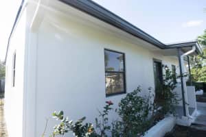 924 Nw 11th Court, Fort Lauderdale, Fl 33311 Fort Lauderdale, FL 33311 - Off Market