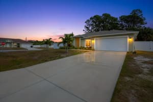 587 Plumbago Road, Palm Bay, FL 32907 - MLS#R11157836