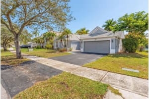 10185 Grove Lane, Cooper City, FL 33328, Cooper City, FL 33328 - MLS#R11157902