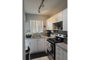 2100 38 Street, Lighthouse Point, FL 33064 - MLS#R11157917