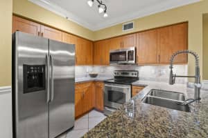 6450 Emerald Dunes Drive, West Palm Beach, FL 33411 Sold 02/14/26