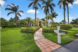 1052 Shore Drive, West Palm Beach, FL 33406 - MLS#R11157994