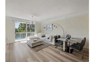 2046 Alta Meadows Lane, Delray Beach, FL 33444 - MLS#R11158028