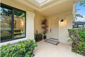 2805 Cuyahoga Lane, West Palm Beach, FL 33409 - MLS#R11158155