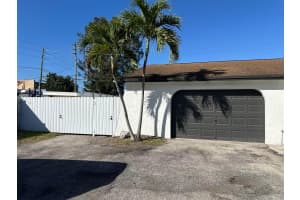 4443 Vicliff Rd Road, West Palm Beach, FL 33406 - MLS#R11158162