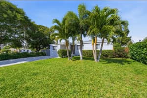 233 6th Avenue, Boynton Beach, FL 33435 - MLS#R11158229