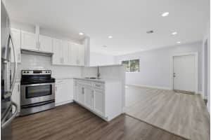 233 6th Avenue, Boynton Beach, FL 33435 - MLS#R11158229