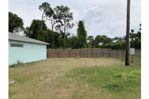 872 Chaloupe Avenue, Port Saint Lucie, FL 34983 - MLS#R11158341