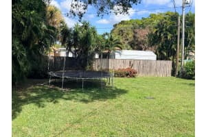 937 Upland Road, West Palm Beach, FL 33401 - MLS#R11158349