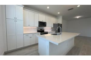 621 Parsons Way, Deerfield Beach, FL 33442 - MLS#R11158375