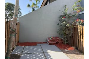 14 Crossings Circle, Boynton Beach, FL 33435 - MLS#R11158378