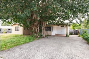 1491 1st Street, Boynton Beach, FL 33435 - MLS#R11158401
