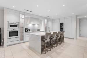 200 Mizner Boulevard, Boca Raton, FL 33432 - MLS#R11158419