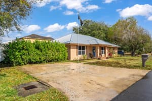 3789 6th Street, Okeechobee, FL 34974 - MLS#R11158453