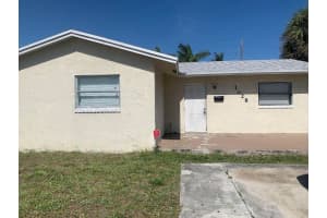 1028 7th Street, Riviera Beach, FL 33404 - MLS#R11158463