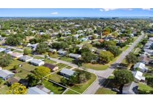 2075 7th Court, Vero Beach, FL 32962 - MLS#R11158464