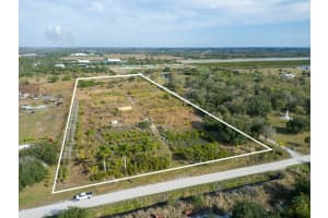 7300 7300 17th Street, Vero Beach, FL 32968 Sold 03/27/26