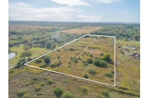 7300 7300 17th Street, Vero Beach, FL 32968 Sold 03/27/26