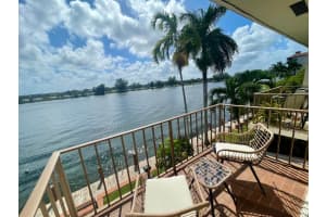 1100 Crystal Lake Drive, Deerfield Beach, FL 33064 - MLS#R11158492