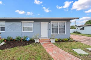 1635 32nd Street, Riviera Beach, FL 33404 - MLS#R11158523