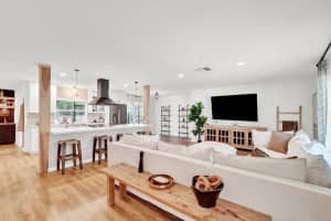 824 Bel Air Drive, Plantation, FL 33317 - MLS#R11158568