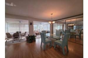 36 Grande Vista Way, Port Saint Lucie, FL 34952 - MLS#R11158573