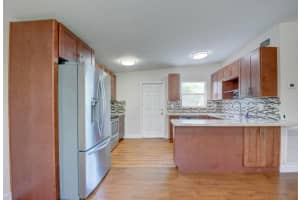 612 Hibiscus Drive, Royal Palm Beach, FL 33411 - MLS#R11158581