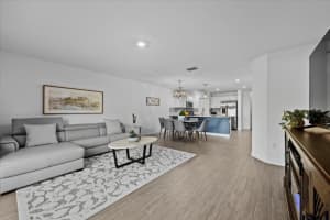 6013 Woods Edge Circle, Riviera Beach, FL 33410 - MLS#R11158715