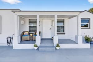 836 Ridgewood Drive, West Palm Beach, FL 33405 - MLS#R11158770