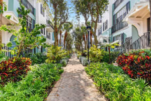 369 Mallory Circle, Delray Beach, FL 33483 - MLS#R11158785