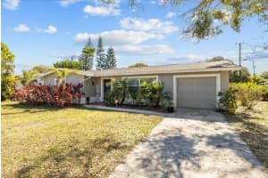 907 Antigua Avenue, Fort Pierce, FL 34982 - MLS#R11158805