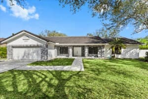 20221 Nw 8th Street, Pembroke Pines, Fl 33029, Hollywood