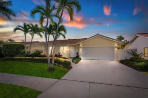 340 N Country Club Boulevard, Boca Raton, Fl 33487, Boca Raton