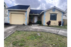 5761 Strawberry Lakes Circle, Lake Worth, Fl 33463, Lake Worth