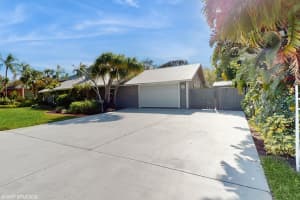9278 Sharon Street, Hobe Sound, FL 33455 - MLS#R11158981