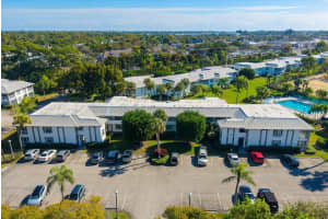 806 Central Parkway, Stuart, FL 34994 - MLS#R11158995