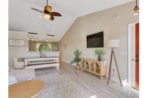 1171 Larkspur Street, Palm Bay, FL 32909 - MLS#R11159037