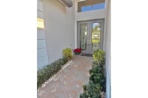 11971 Still Waters Avenue, Port Saint Lucie, FL 34987 Sold 04/30/26