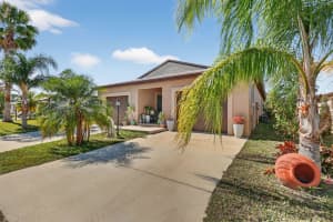 34 Nogales Way, Port Saint Lucie, FL 34952 - MLS#R11159056