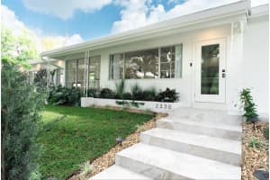 2330 Lake Avenue, West Palm Beach, FL 33401 - MLS#R11159131