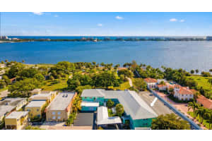 421 Lakeside Drive, Lake Worth Beach, FL 33460 - MLS#R11159167