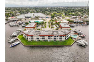 313 Lake Circle, North Palm Beach, FL 33408 - MLS#R11159171