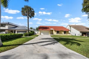 281 N Country Club Boulevard, Boca Raton, Fl 33487 Boca Raton, FL 33487 - Off Market